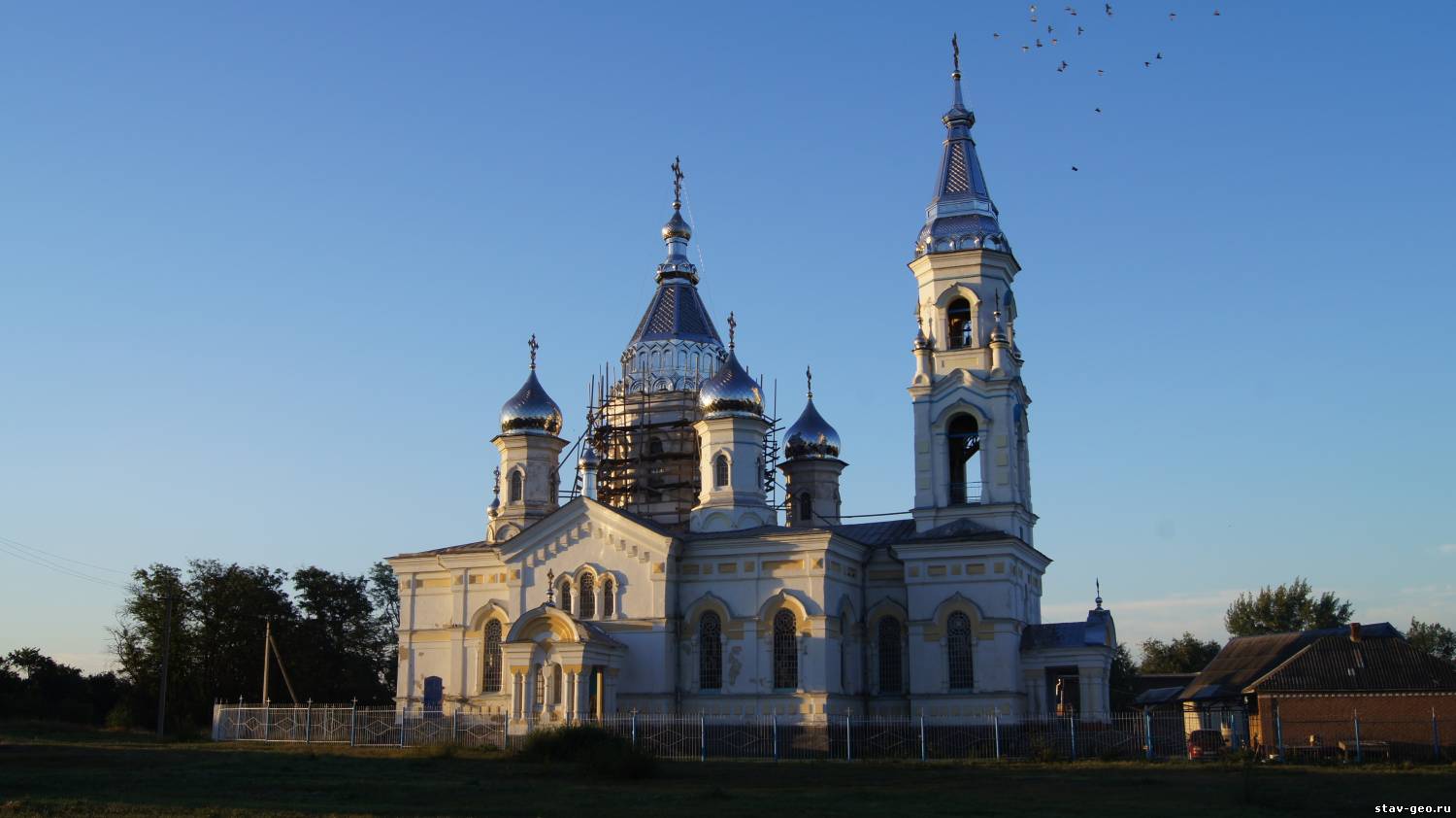 Село дмитриевское ставропольского края. Церковь в Дмитриевском Ставропольский край. Церковь село Дмитриевское Ставропольский край. Церковь Николая Чудотворца в Дмитриевском Ставропольского края. Дмитриевское Красногвардейский район.